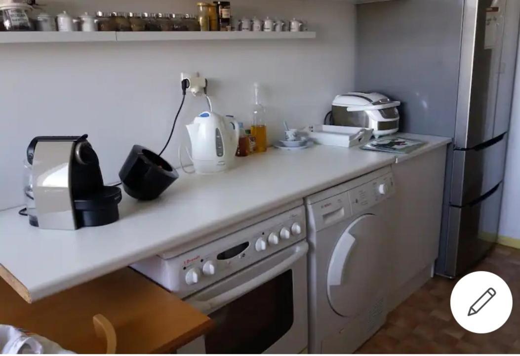 Chambre Chez L'Habitante Avec Salle De Bain Et Cuisine Communes - Presence D'Un Chat Бордо Екстер'єр фото