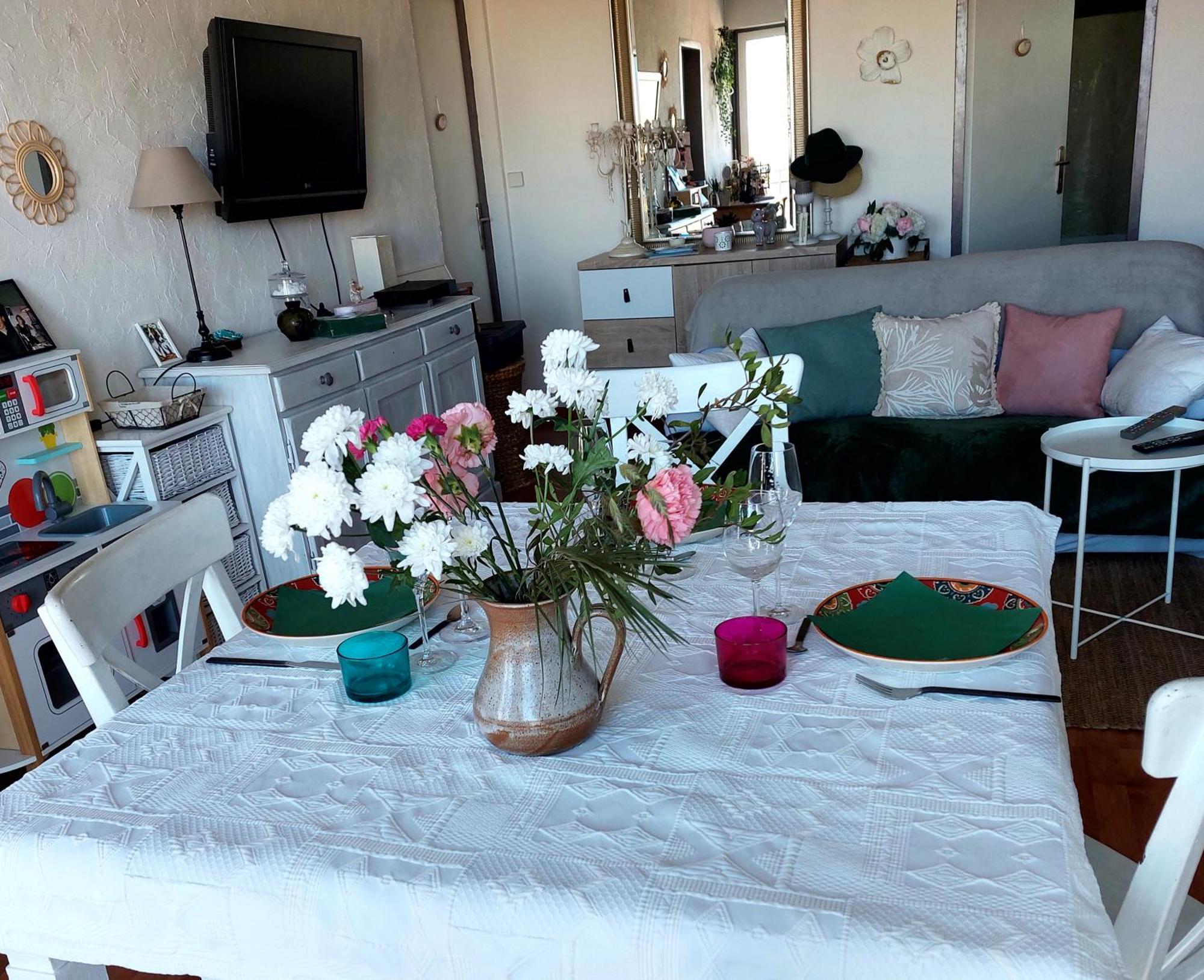 Chambre Chez L'Habitante Avec Salle De Bain Et Cuisine Communes - Presence D'Un Chat Бордо Екстер'єр фото